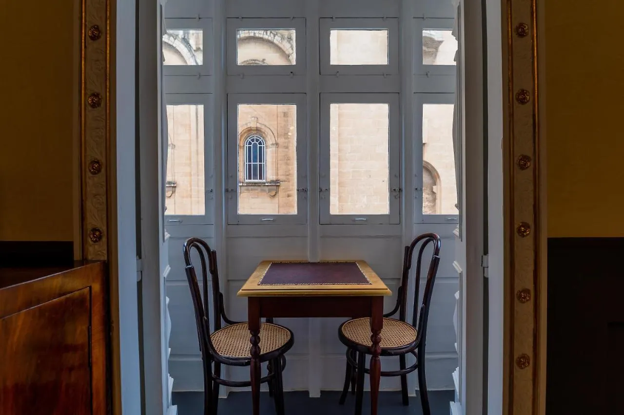 Monreal Boutique Townhouse - R024Rm4 Hotel Paola Guest house
